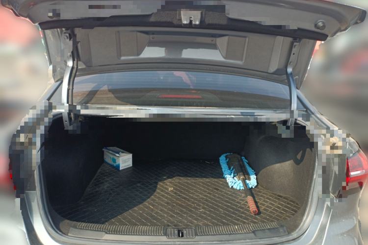 Used Roewe i5 2021 1.5L CVT Diamond Edition