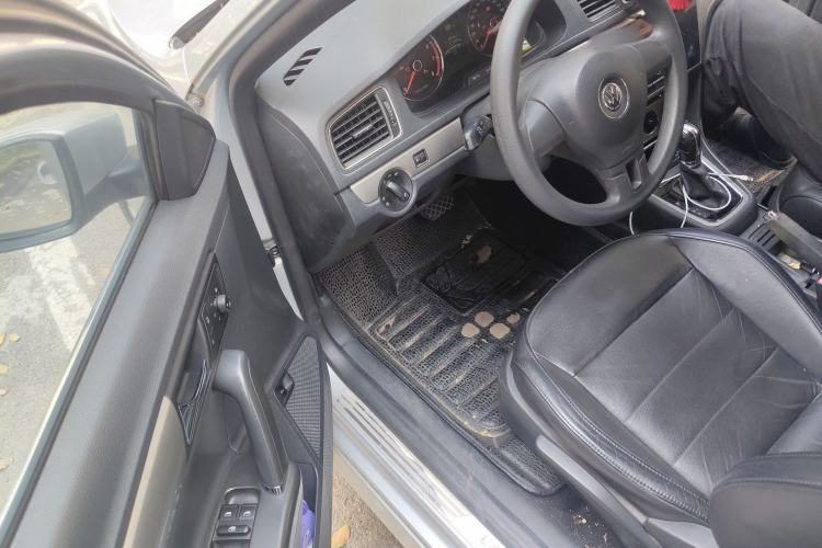 Used Volkswagen Lavida 2013 1.4TSI DSG Comfort Edition
