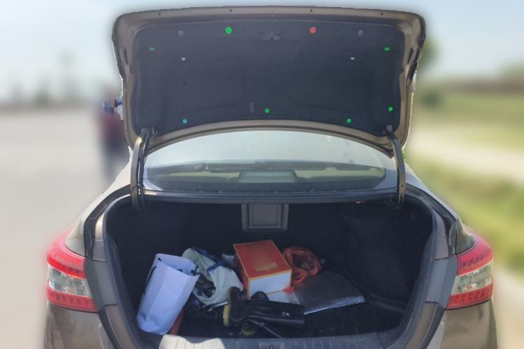 Used Nissan Sylphy 2012 1.6 XL Manual Luxury Edition Trunk