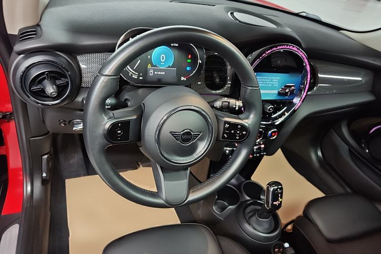 Used MINI MINI 2022 1.5T COOPER Classic Edition
