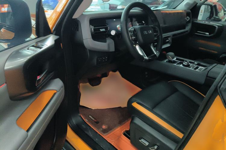 Used BAIC Off-Road BJ40 2024 2.0T All-New Urban Hunter Edition Chivalrous Style Driver Seat