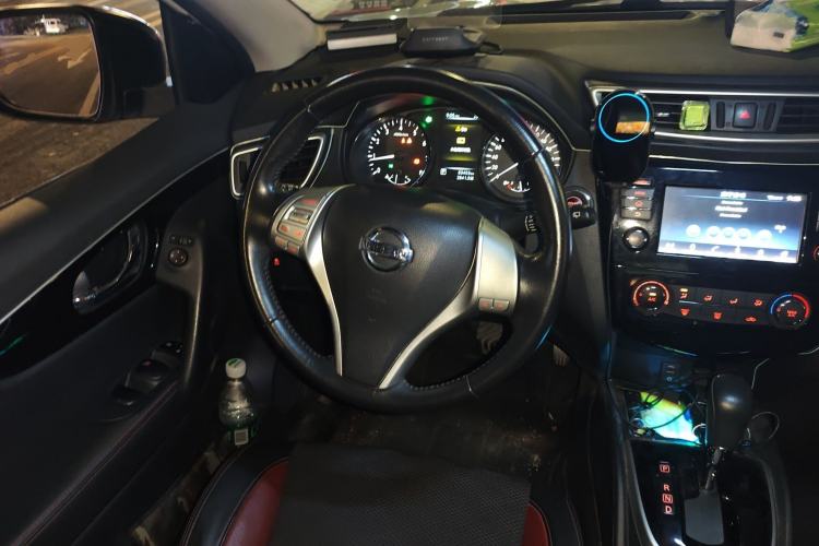 Used Nissan Qashqai 2017 2.0L CVT Luxury Edition China VI Standard Steering Wheel