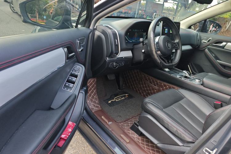 Used BYD Tang New Energy 2018 DM 2.0T All-Wheel Drive Smart Connectivity Luxury Model 7 Seats China V Emission Standard
