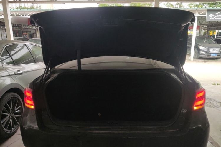 Used Toyota Crown 2018 2.0T Fashion Edition
