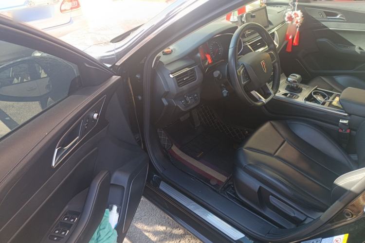 Used Hongqi H5 2020 1.5T DCT Flagship Edition Driver Seat