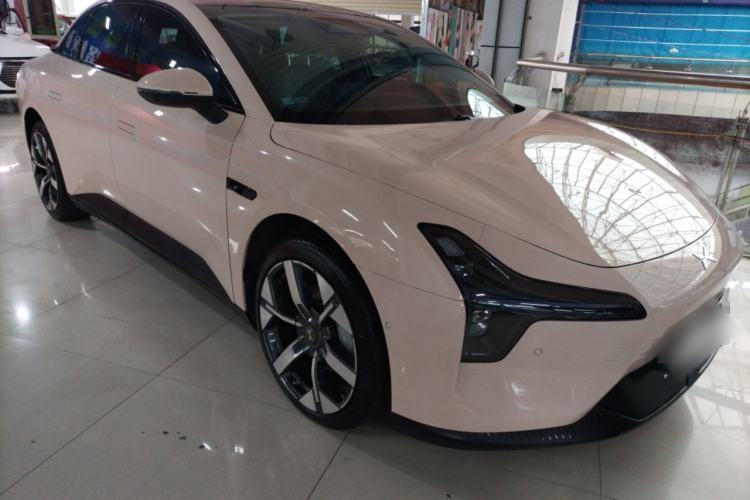 Used XPeng MONA M03 2024 620 with Ultra-Long Range