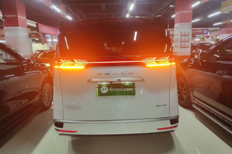 Used Denza D9 2022 DM-i 970 Four-Wheel Drive Flagship Model