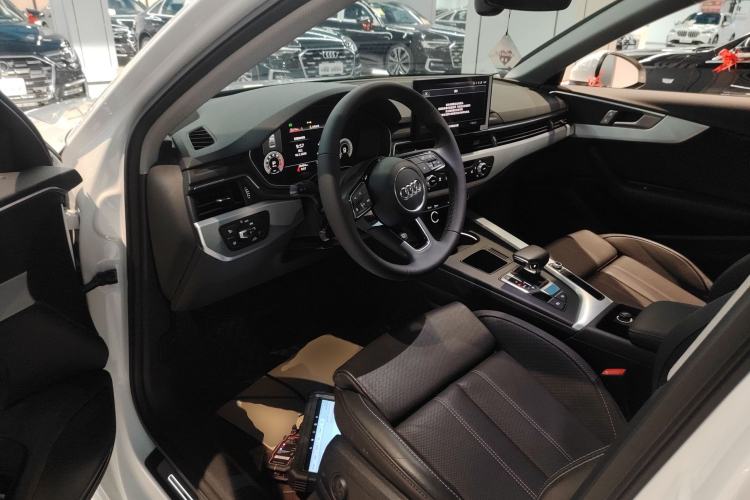 Used Audi A4L 2024 40 TFSI Fashion Dynamic Model