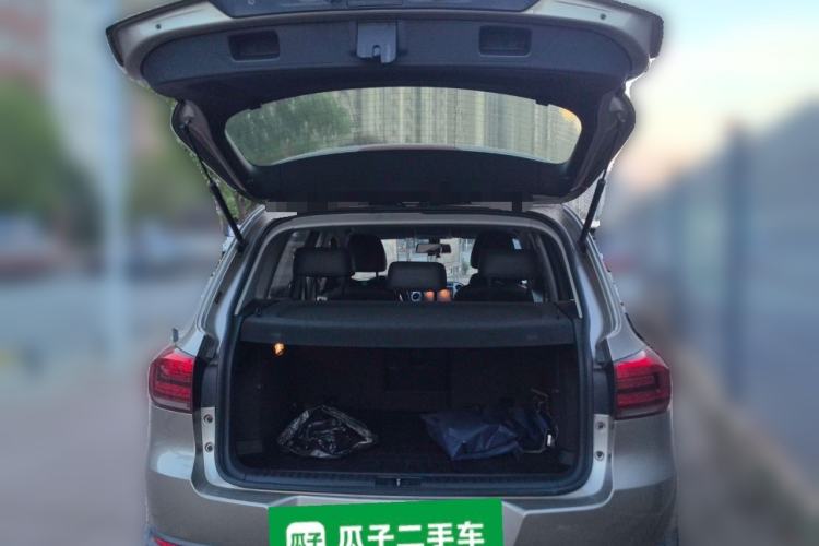 Used Volkswagen Tiguan 2015 1.8TSI Automatic Two-Wheel Drive Comfort Edition Trunk