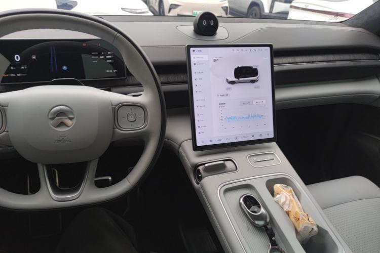 Used Nio ES6 2024 75 kWh
