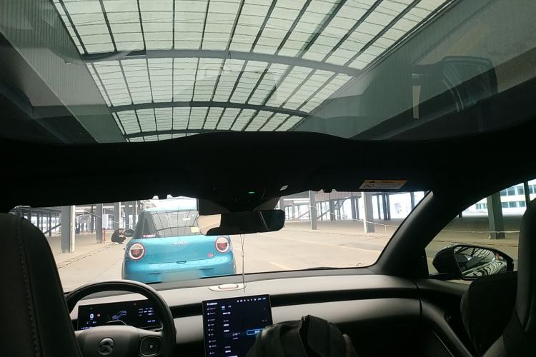 Used Nio ET5T 2023 75 kWh Touring Headliner