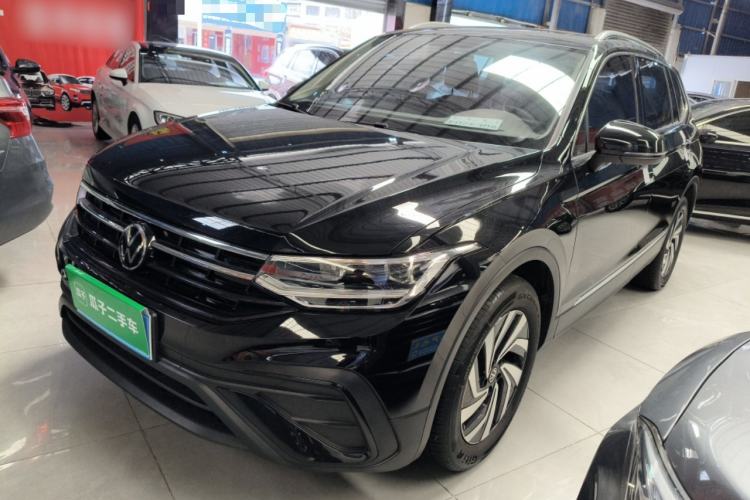Used Volkswagen Tiguan L 2024 Outstanding Model 300TSI Automatic Two-Wheel Drive Longteng Edition