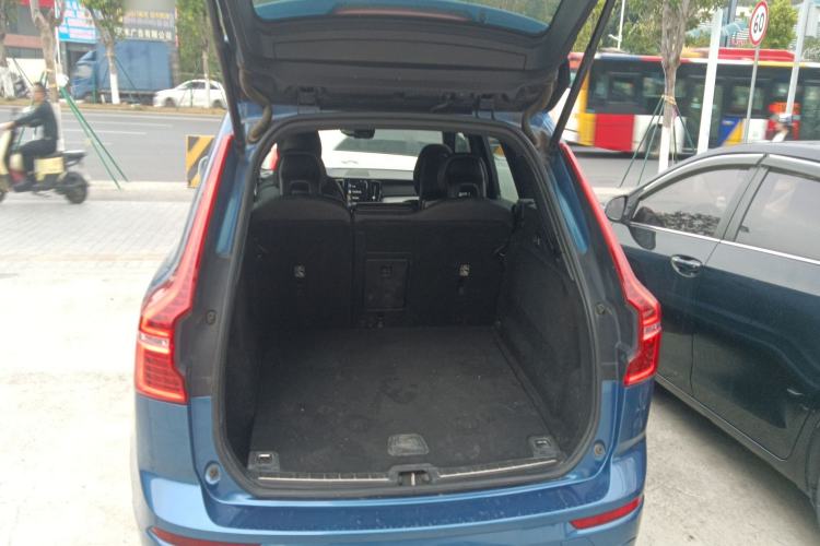 Used Volvo XC60 2018 T5 4x4 Zhiya Sport Edition