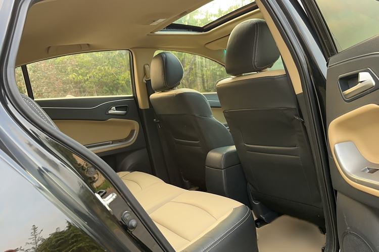 Used Haima Fumei 2015 1.5T Automatic YueShang Model
