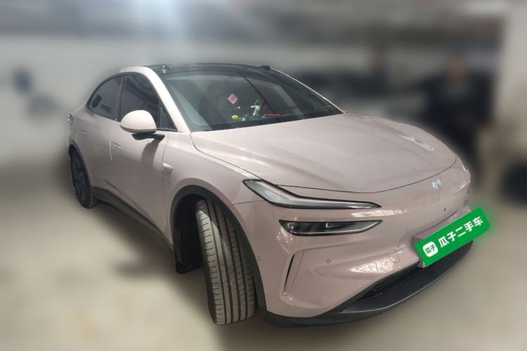 Used ONVO L60 2024 60 kWh Rear-Drive Version Front Right 45 Deg