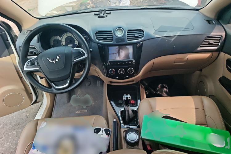 Used Wuling Hongguang 2014 1.5L S Luxury Model