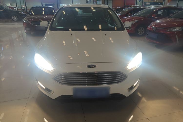 Used Ford Focus 2017 Sedan 1.6L Automatic Fashion Edition Smart Drive Version Front