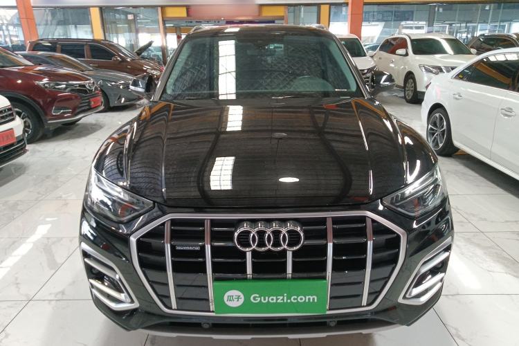 Used Audi Q5L 2022 40T Fashionable and Elegant Model
