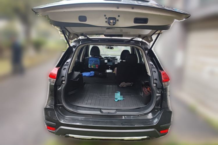 Used Nissan X-Trail 2017 2.0L CVT Comfort Edition 2WD Trunk