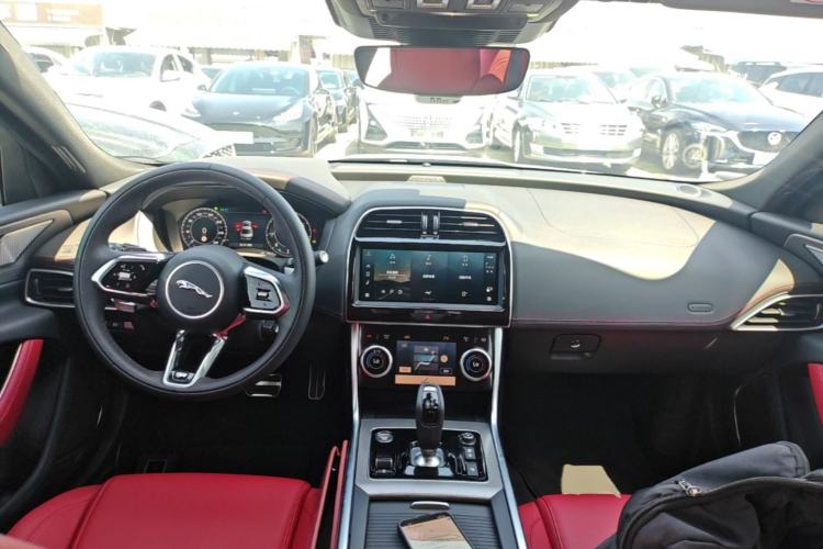 Used Jaguar XEL 2025 2.0T 250 PS R-DYNAMIC 90th Anniversary Edition
