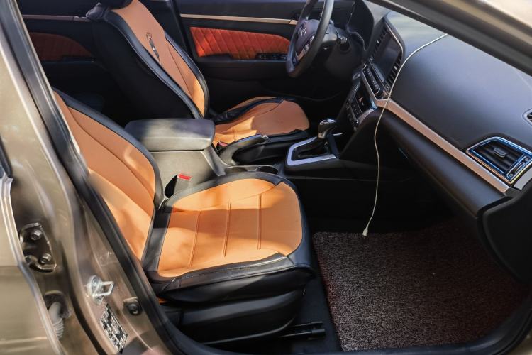 Used Hyundai Elantra (6th Generation / Lingdong) 2016 1.6L Automatic ZhiXuan – Elite Version Right Front Seat