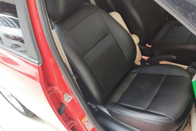 Used Skoda Fabia 2012 1.4L Automatic Crystal Edition Right Front Seat