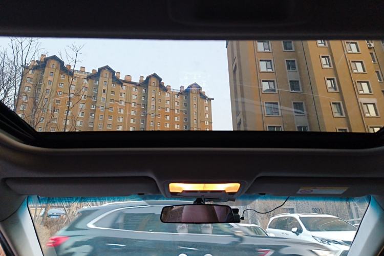 Used Toyota Camry 2016 2.5G 10th Anniversary Deluxe Navigation Edition Headliner