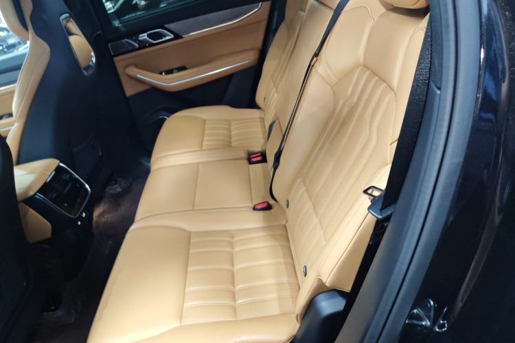 Used Lynk & Co 09 EM-P 2023 2.0TD EM-P Long-Range Version PM 7-Seater Left Rear Seat