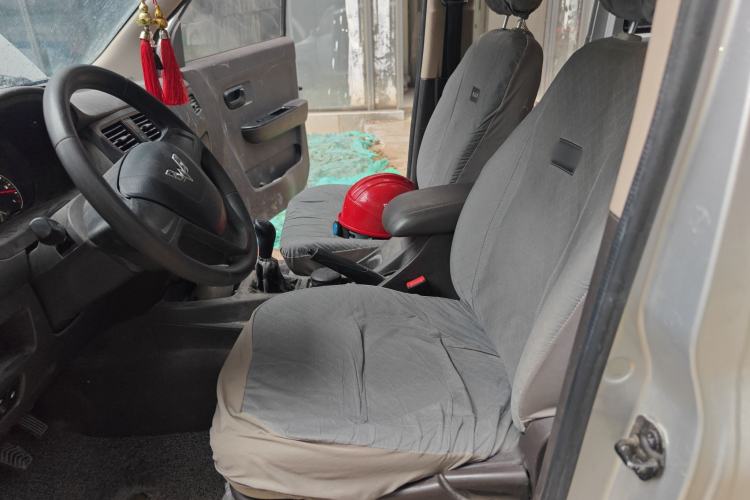 Used Wuling Rongguang V 2016 1.2L Standard Version