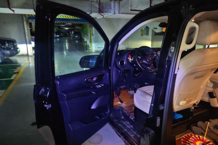 Used Mercedes-Benz Vito 2016 2.0T Elite Edition
