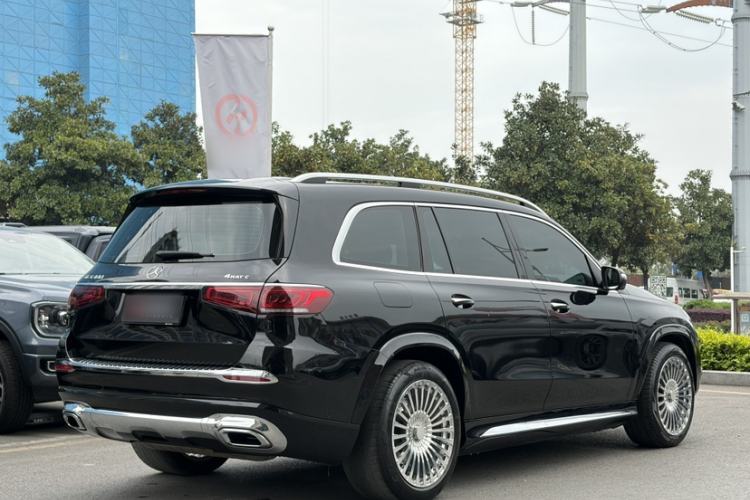 Used Mercedes-Benz GLS 2023 Refresh GLS 450 4MATIC Fashion Edition Exterior 4