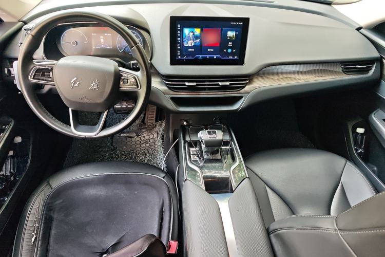 Used Hongqi E-QM5 2021 Online Booking Charging Basic Edition 5 Seats Center Console