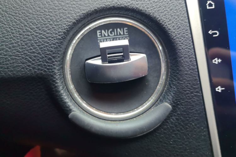 Used Volkswagen FAW-Volkswagen CC 2016 1.8TSI Prestige Model
