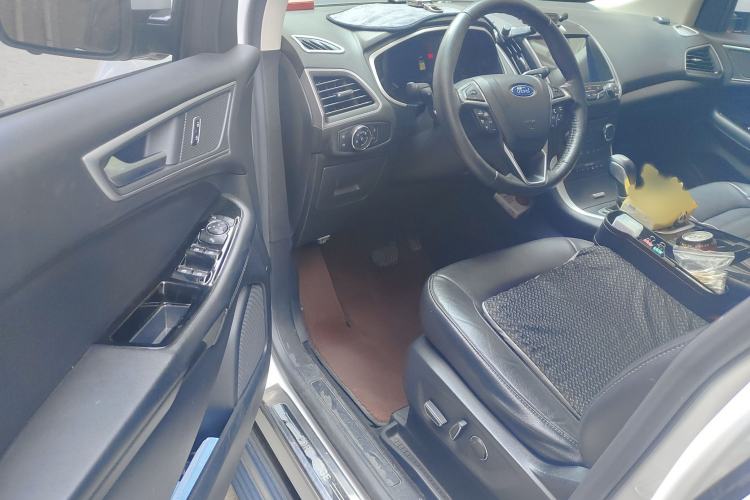 Used Ford Edge 2018 EcoBoost 245 Two-Wheel-Drive Platinum Edition 7-Seater China V Emission Standard