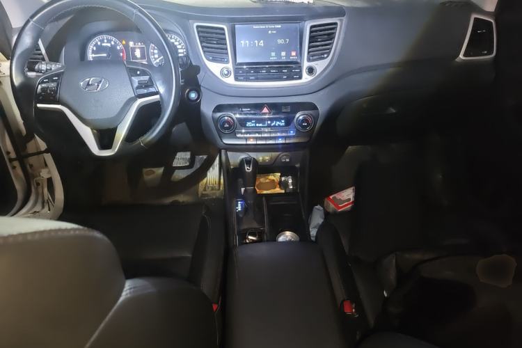 Used Hyundai Tucson 2015 1.6T Dual-Clutch Two-Wheel-Drive Smart Model
