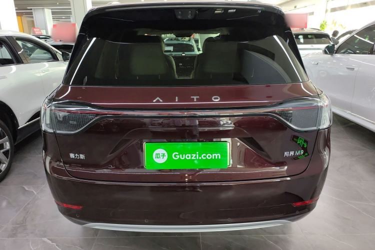 Used Hima AITO M9 2025 Extended-Range Ultra Version 52 kWh 6-Seater
