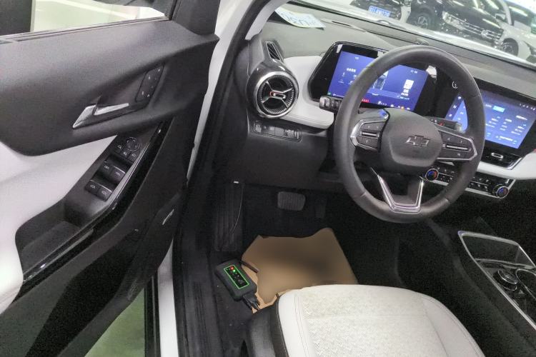 Used Chevrolet Equinox Plus 2024 155km ACTIV Ultimate Edition