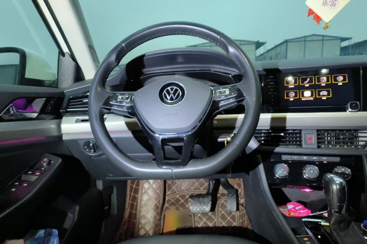 Used Volkswagen Bora 2021 1.5L Automatic 30th Anniversary Edition Steering Wheel