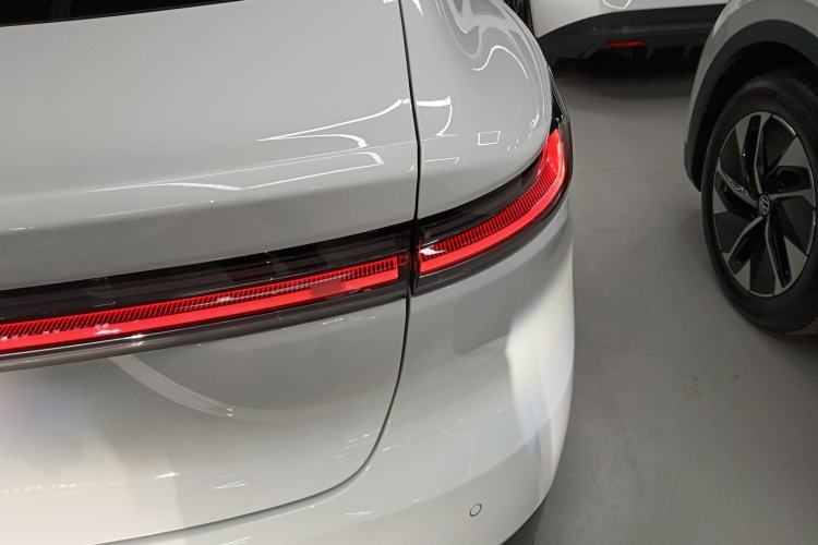 Used Nio ET7 2024 100kWh Executive Signature Edition
