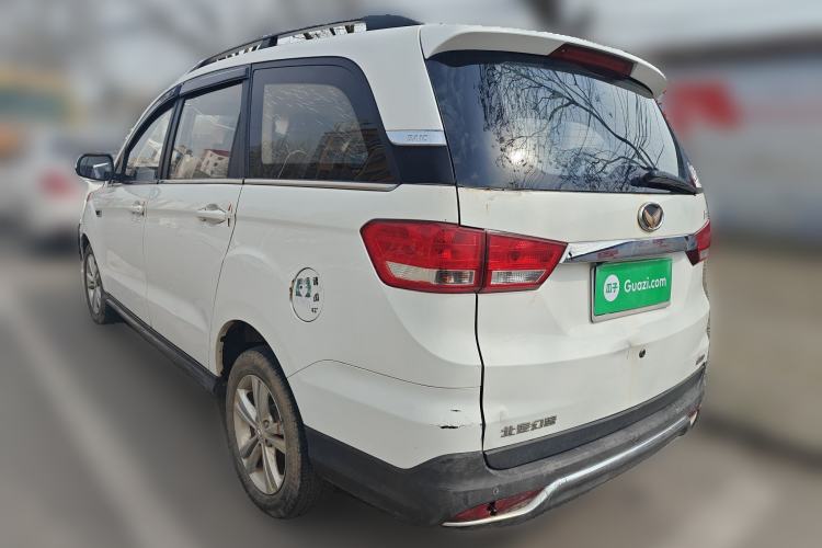 Used HYOSOW H3 2015 1.5L manual luxury version