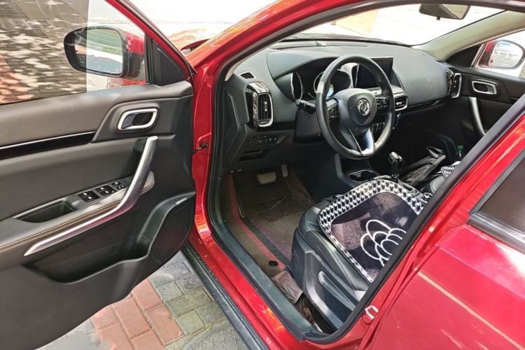 Used Dongfeng Aeolus AX4 2017 1.6L DCT Trendy Style
