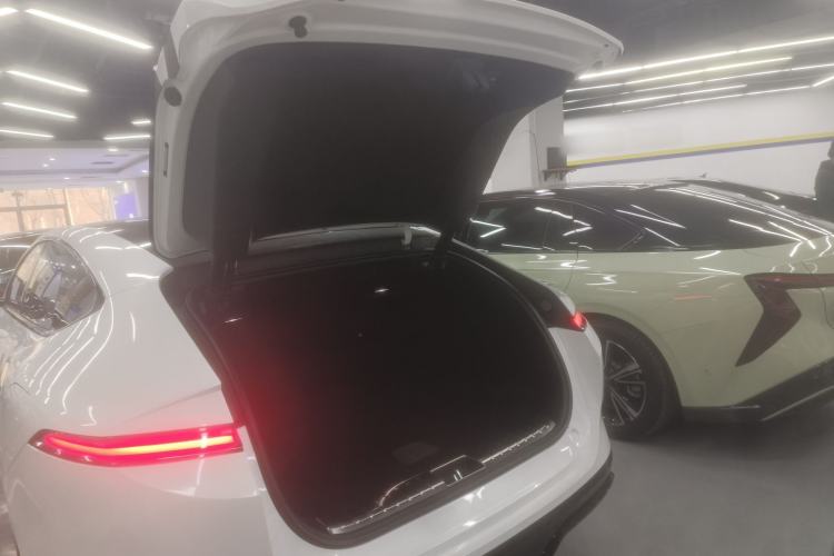 Used Avatr 12 2025 Ultra Extended-Range Edition
