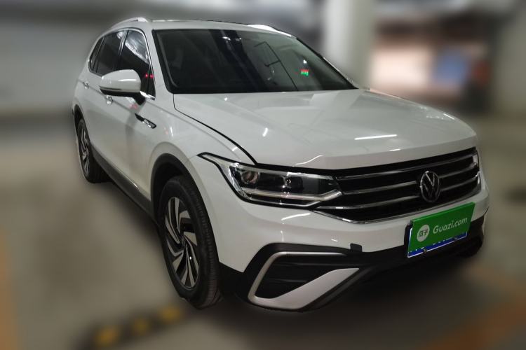 Used Volkswagen Tiguan L 2023 280TSI Automatic Two-Wheel Drive Trendy Innovation Limited Edition Exterior 2