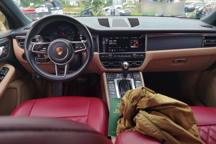 Used Porsche Macan 2018 Macan 2.0T
