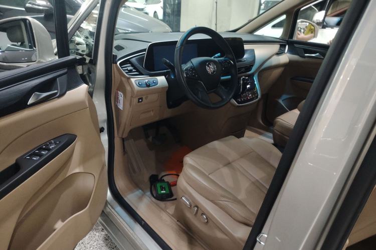 Used Buick GL8 2021 ES Land Cruiser 653T Luxury Edition