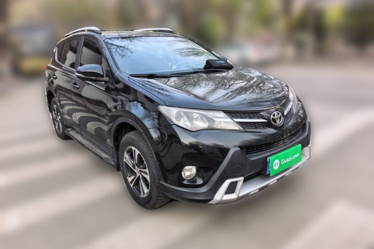 Used Toyota RAV4 2015 2.0L CVT Two-Wheel Drive Fashion Edition
