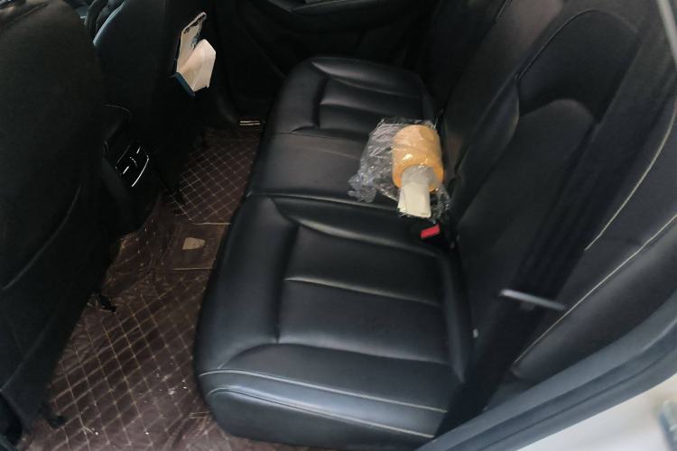 Used Roewe RX5 New Energy 2017 eRX5 50T Hybrid Connected Prestige Flagship Edition
