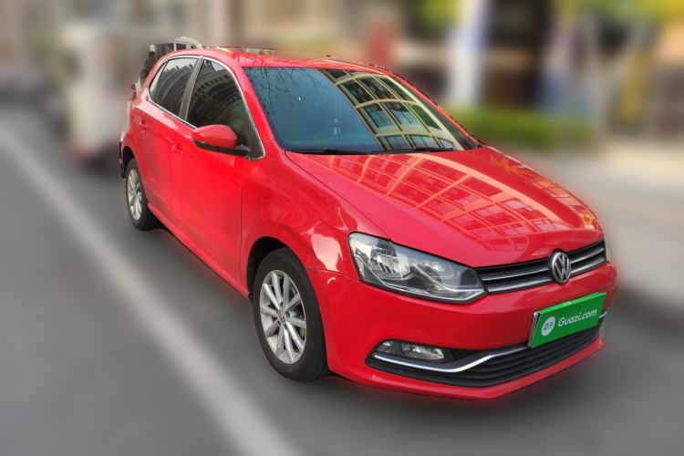 Used Volkswagen Polo 2016 1.6L Automatic Luxury Model Front Right 45 Deg