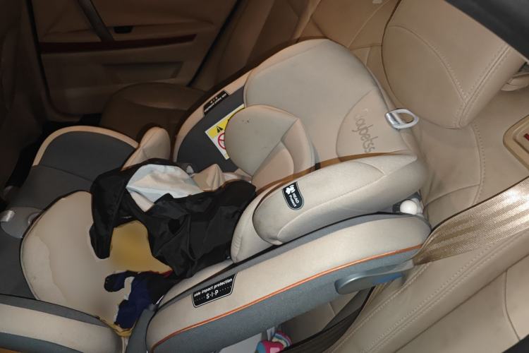 Used Roewe 550 2012 550 1.8L Automatic Value Edition
