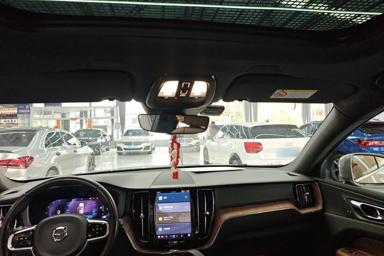 Used Volvo XC60 2022 B5 4x4 Smart Luxury Edition